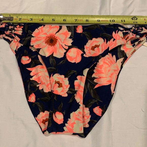 COPY - NEW Tori Praver Seafoam Floral Indigo Bikini Bottom: M - Picture 5 of 6